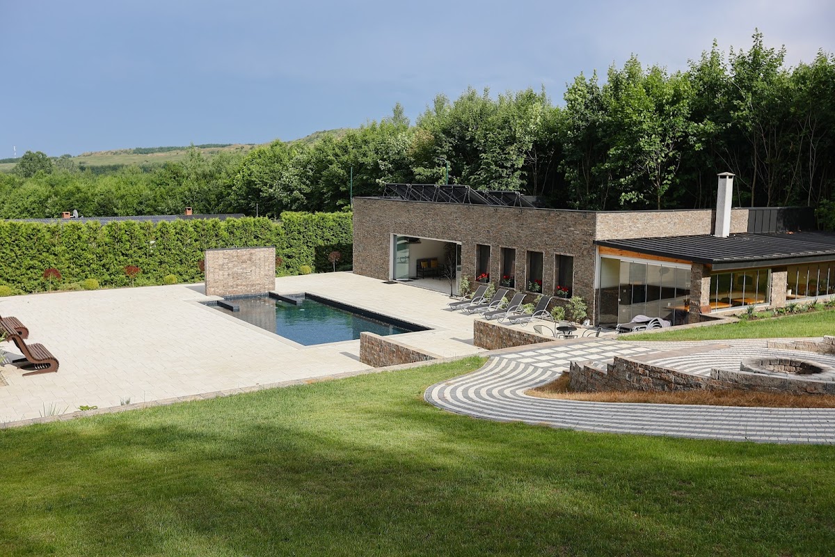 A House and Spa - foto 4