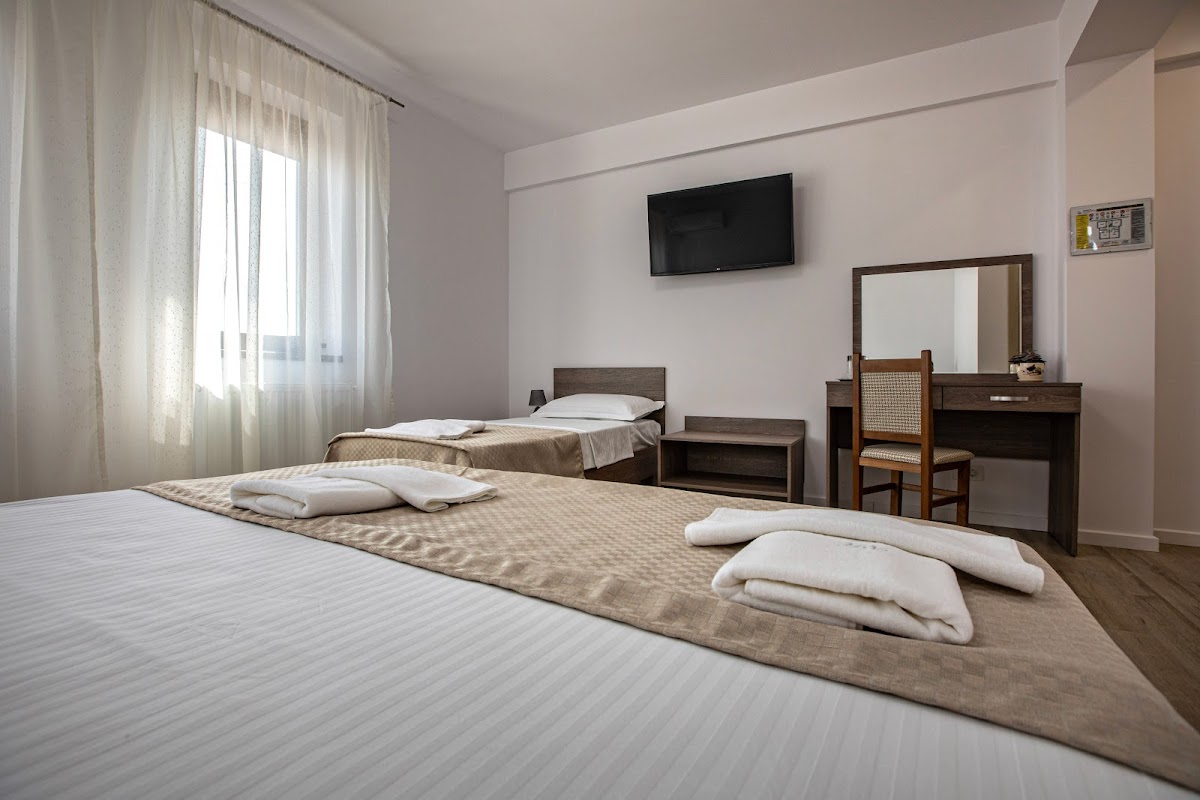 AIRPORT HOUSE - foto 2