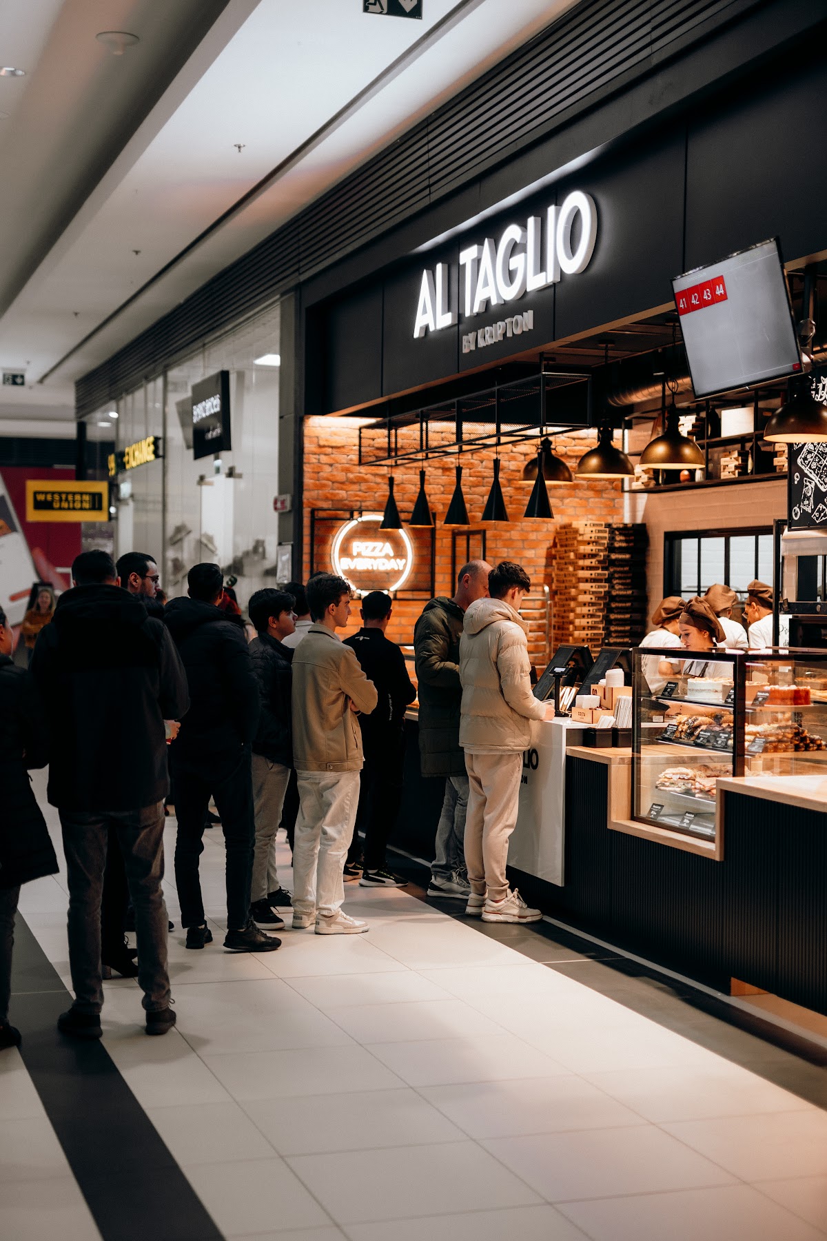 ALTAGLIO Pezzo di Pizza - Shopping Center