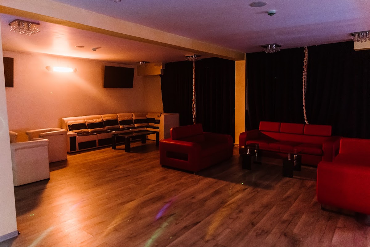 Amicii Club - foto 2