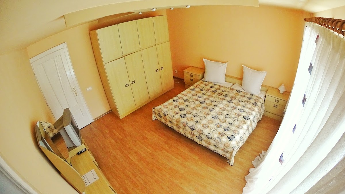 Anda Residence