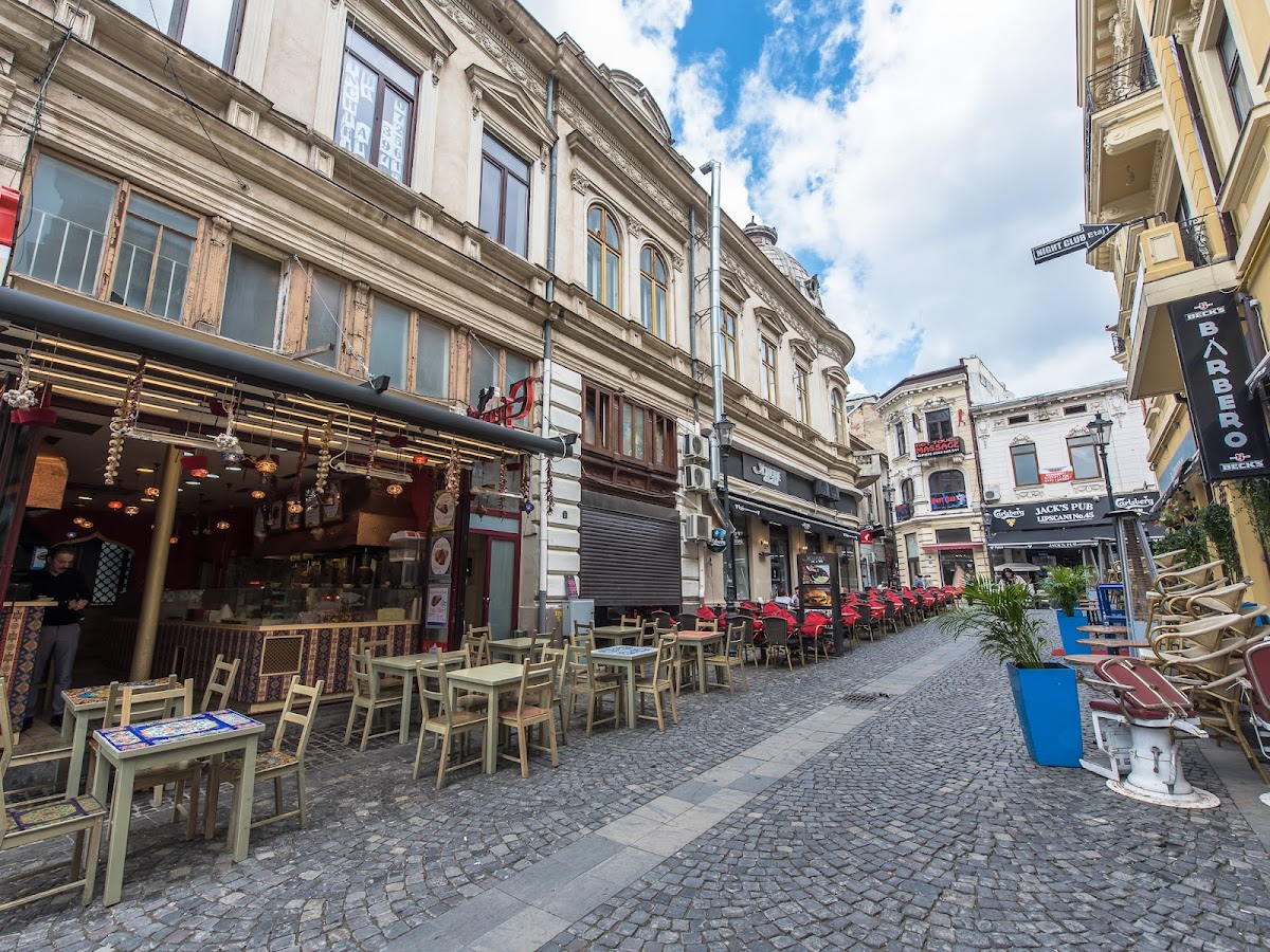 Antic Apartments