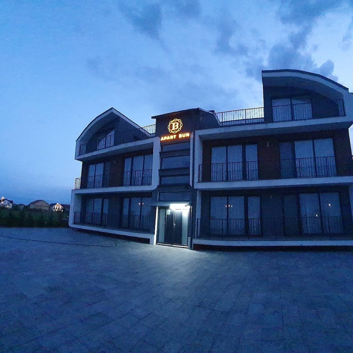 Apart BUN, Oradea