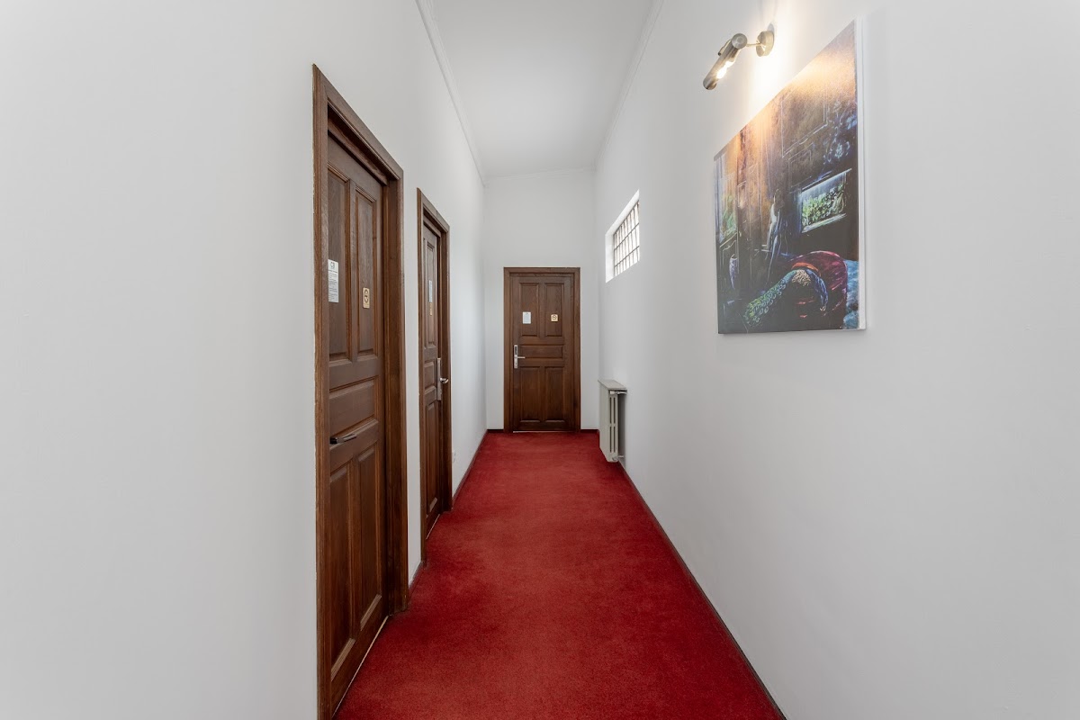 Arc de Triomphe Hotel