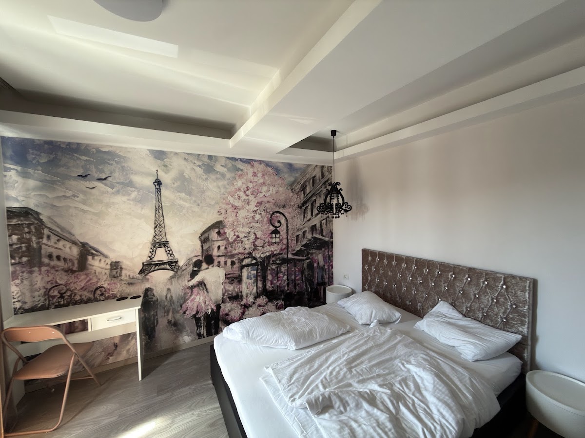 Art's Luxury Boutique Hotel