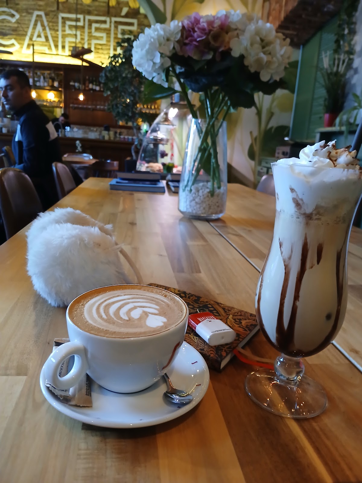 Atelier 3/8 - Cafe & Wine - foto 3