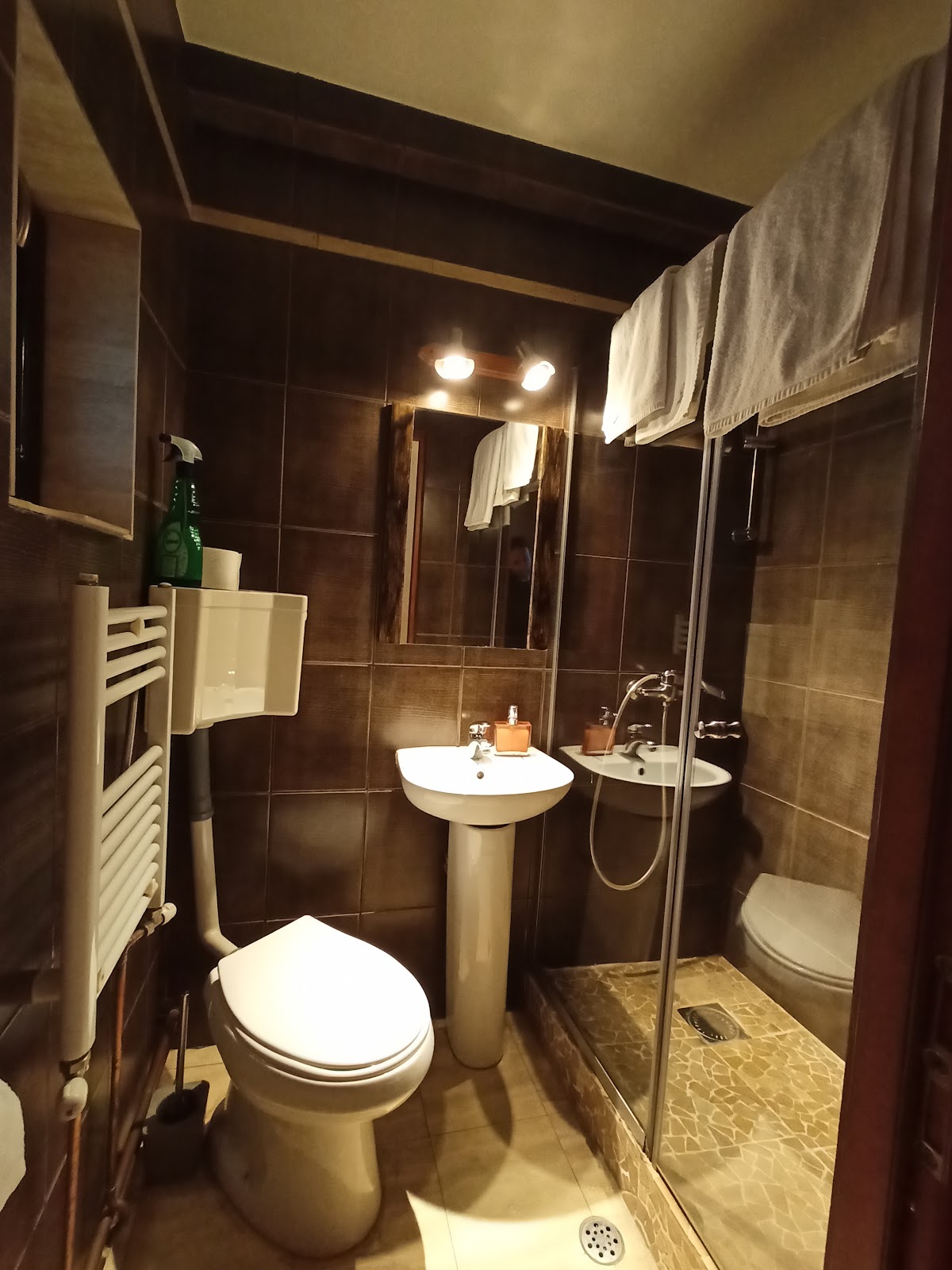 Avalon Rooms