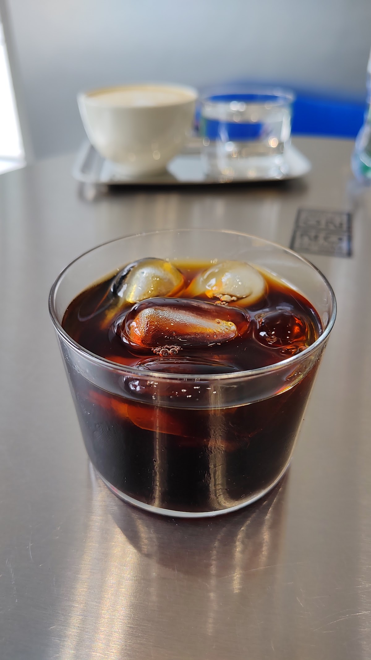 BAD HABITS Specialty Coffee Shop - foto 5