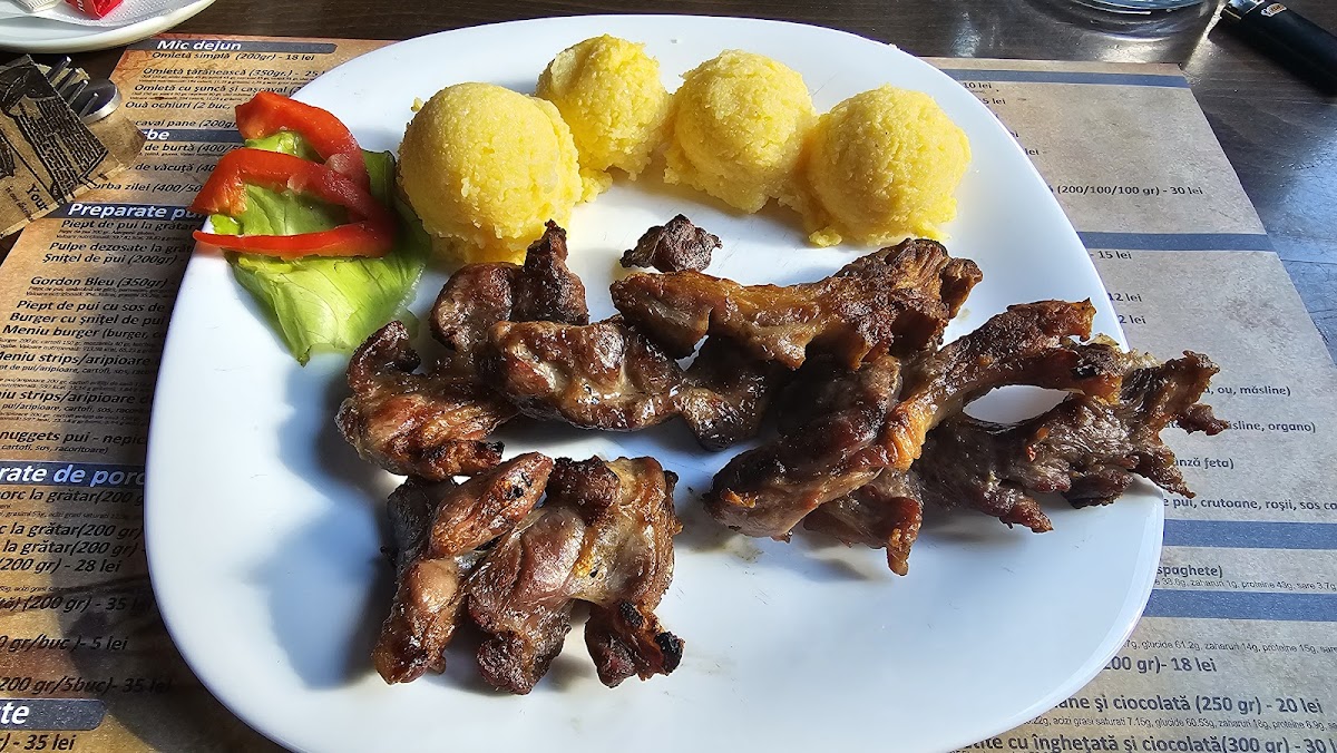 Barloiu Launge Cafe & Restaurant - foto 2