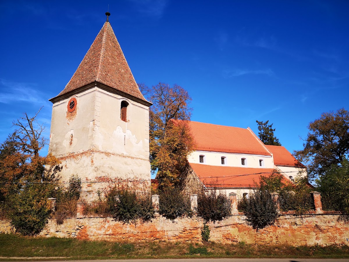 Bazilica Evanghelică Fortificată - foto 1