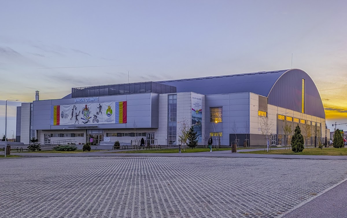 Bazinul de înot Olimpic Târgoviște - foto 2