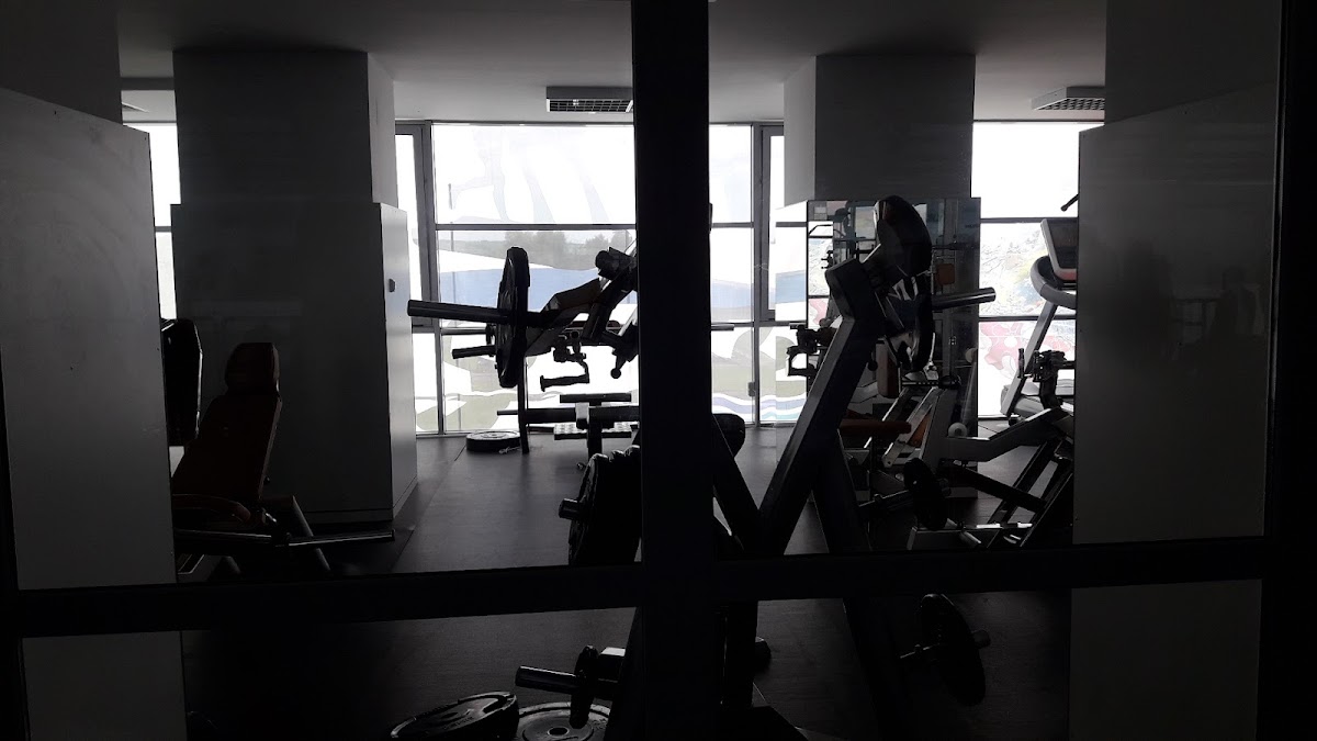 Bazinul de înot Olimpic Târgoviște - foto 4