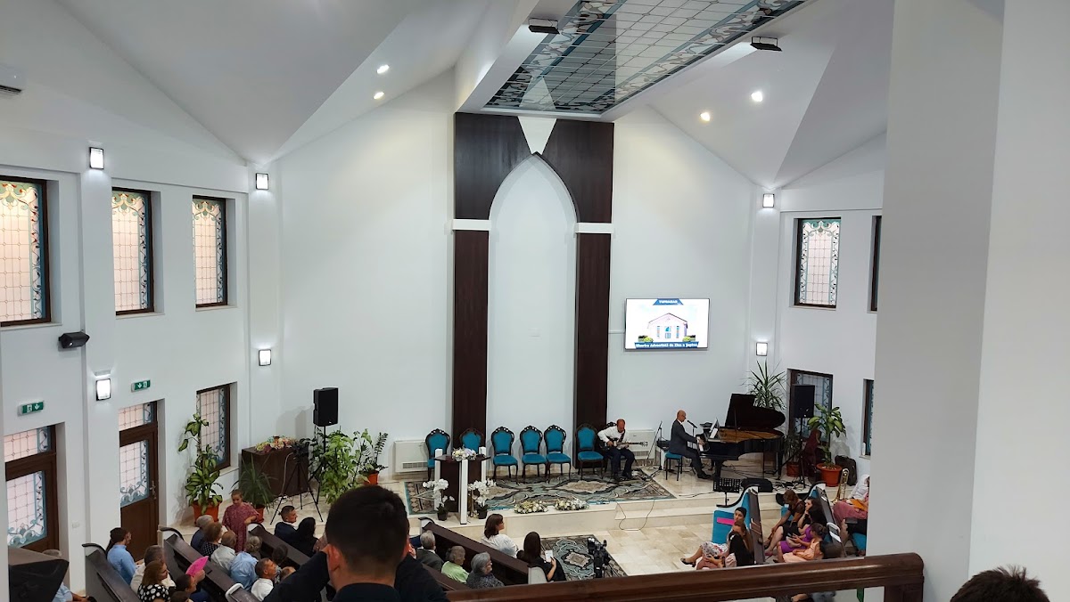 Biserica Adventista Topraisar