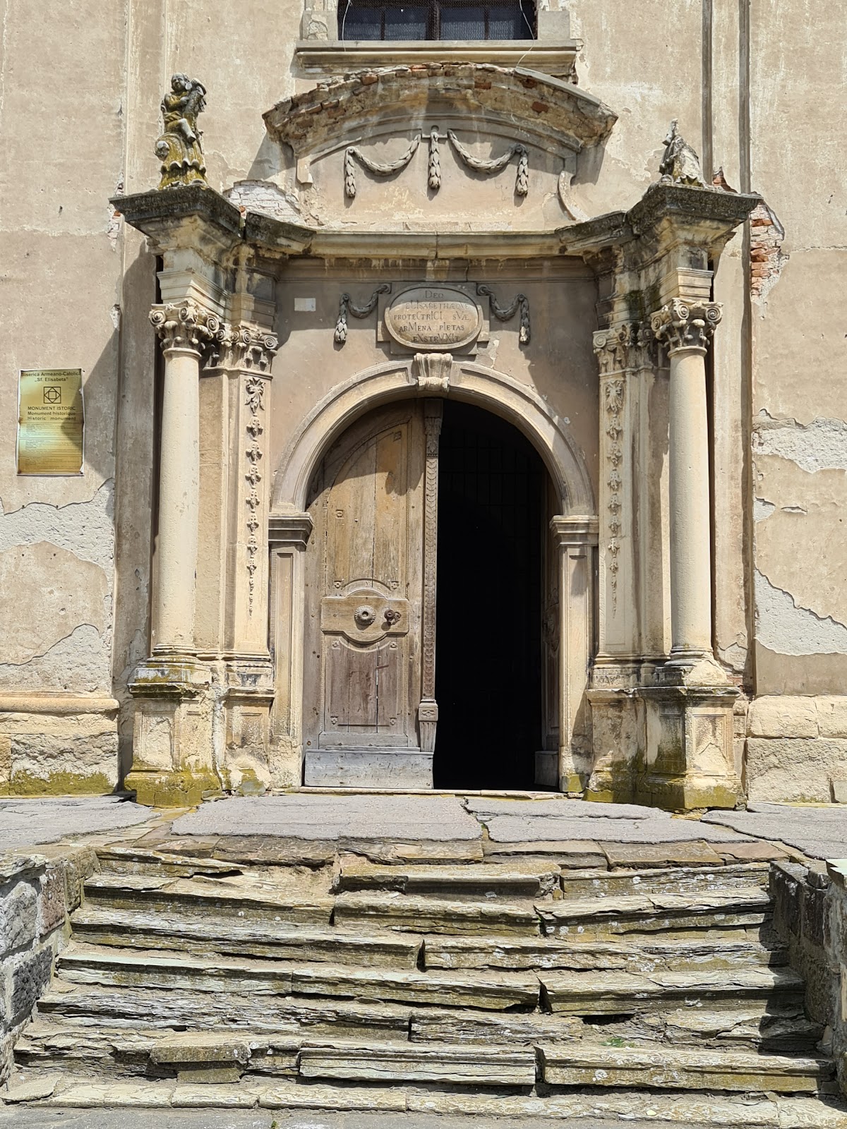 Biserica Armeno-Catolică Sfânta Elisabeta - foto 3