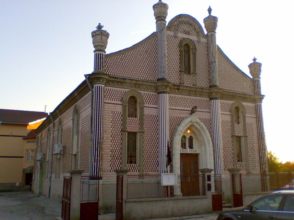 Biserica Baptista Curtici - foto 1