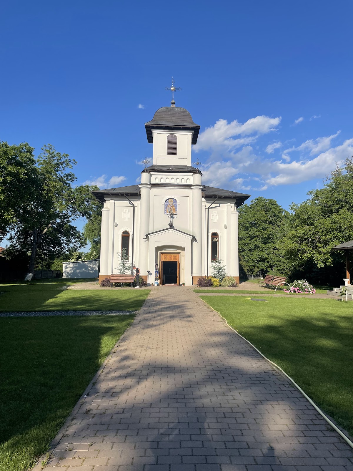 Biserica Bolintin-Deal