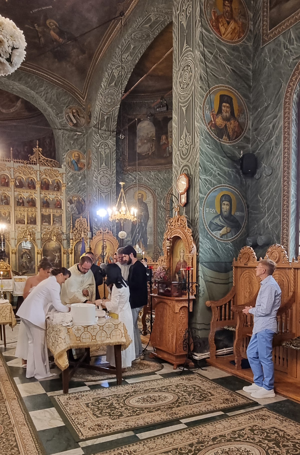 Biserica Buna Vestire - foto 1