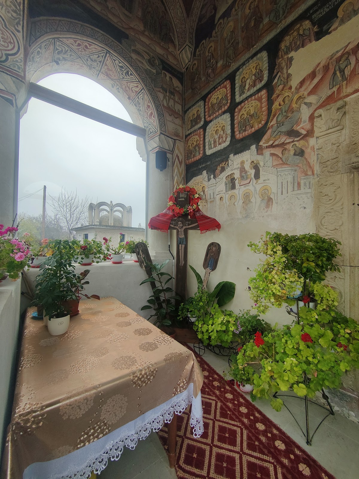 Biserica "Buna Vestire" Drugănescu - foto 4