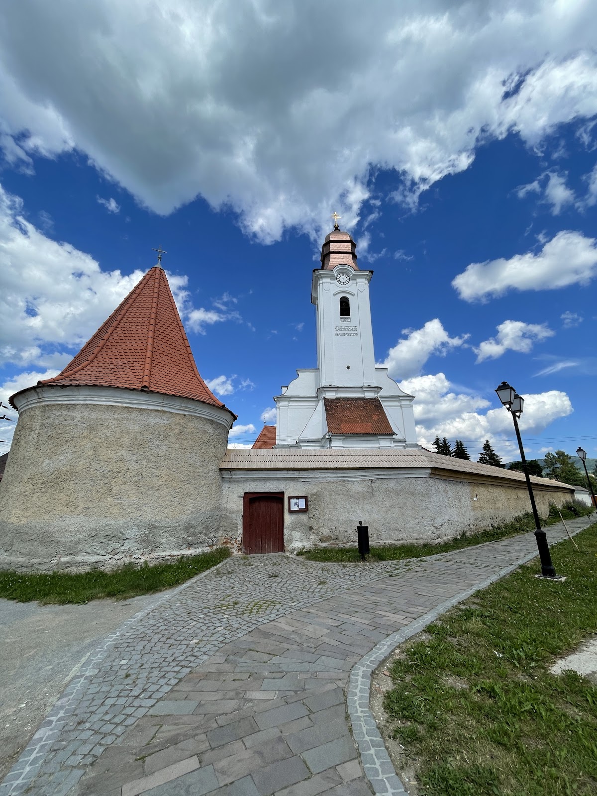 Biserica catolică armeană din Gheorgheni - foto 2