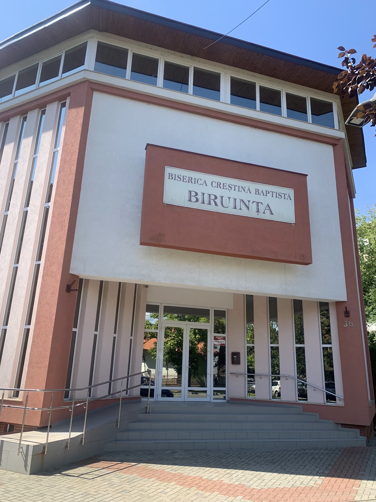 Église Chrétienne Baptiste "Biruinţa"