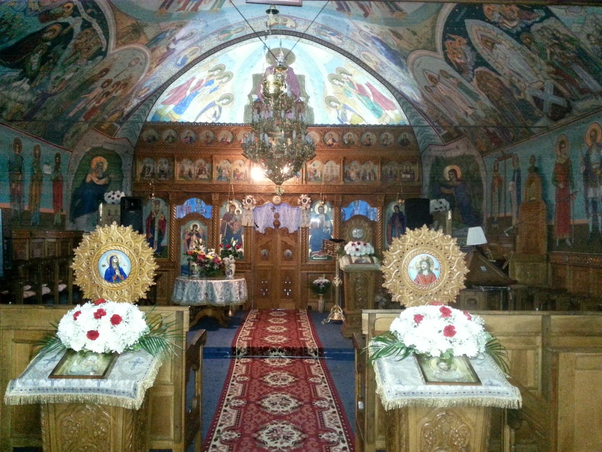 Biserica Cuvioasa Parascheva Victoria - foto 2