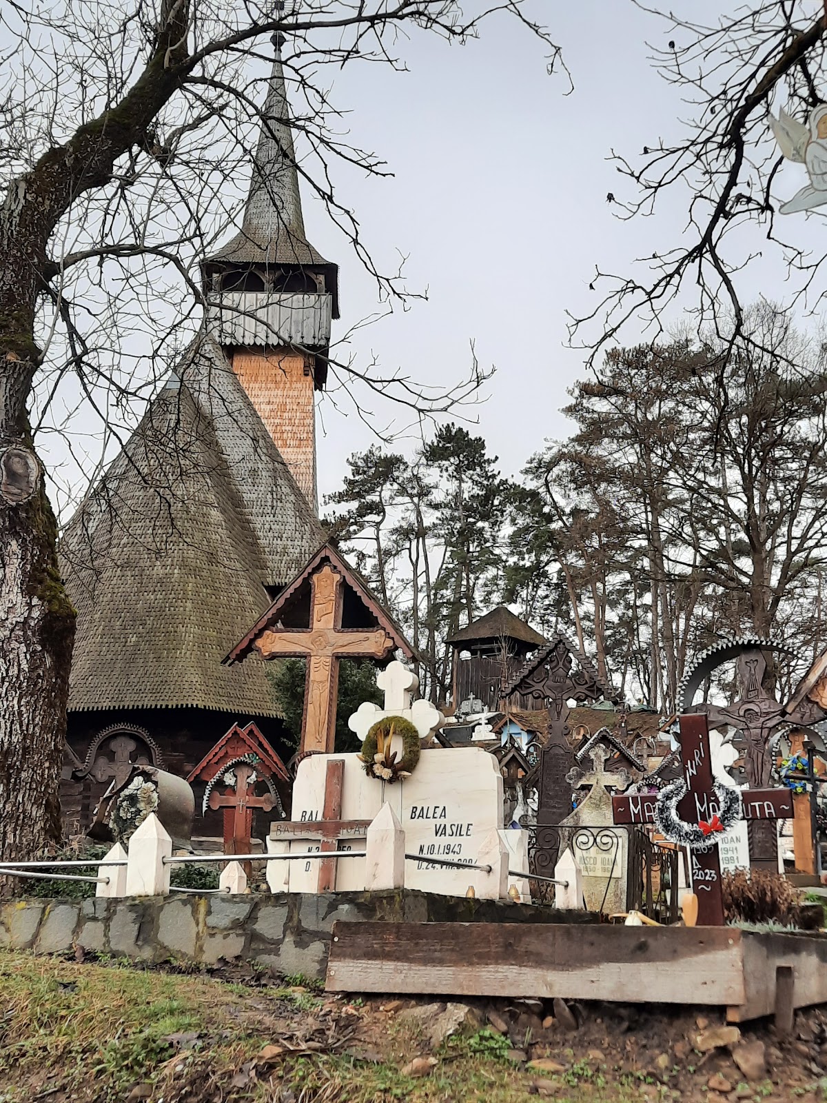 Biserica de lemn din Ieud Deal - foto 2