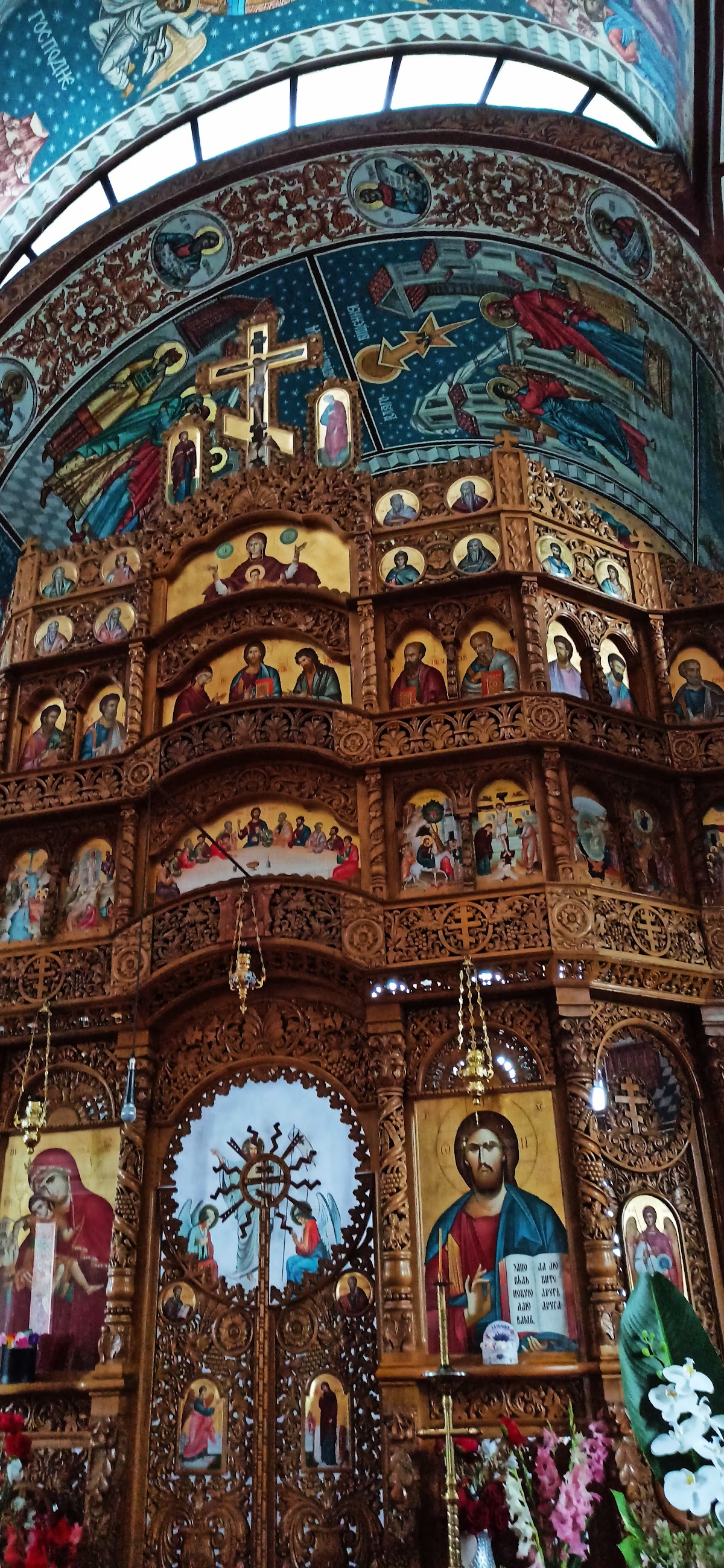 Biserica de lemn Ruscova-Oblaz - foto 1