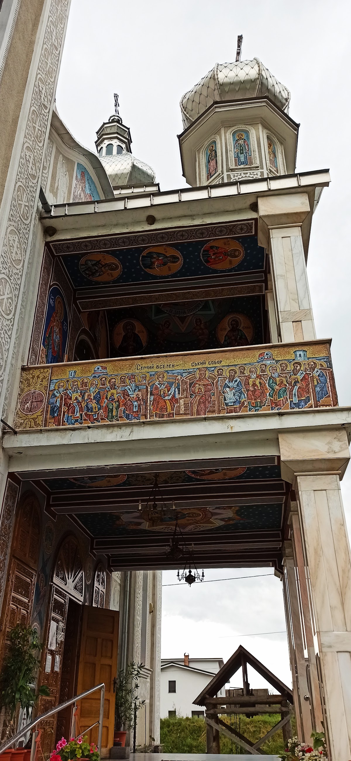 Biserica de lemn Ruscova-Oblaz - foto 5