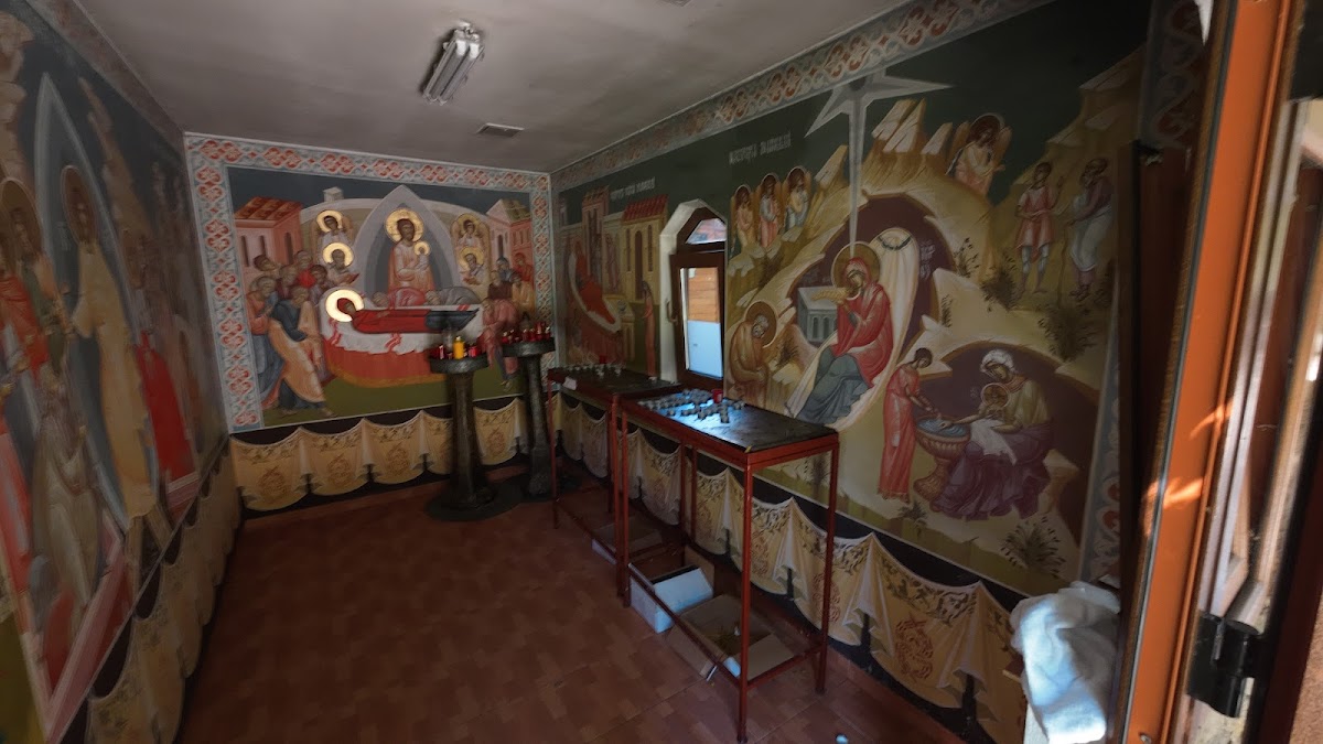 Biserica de lemn Sf. Dumitru - foto 5