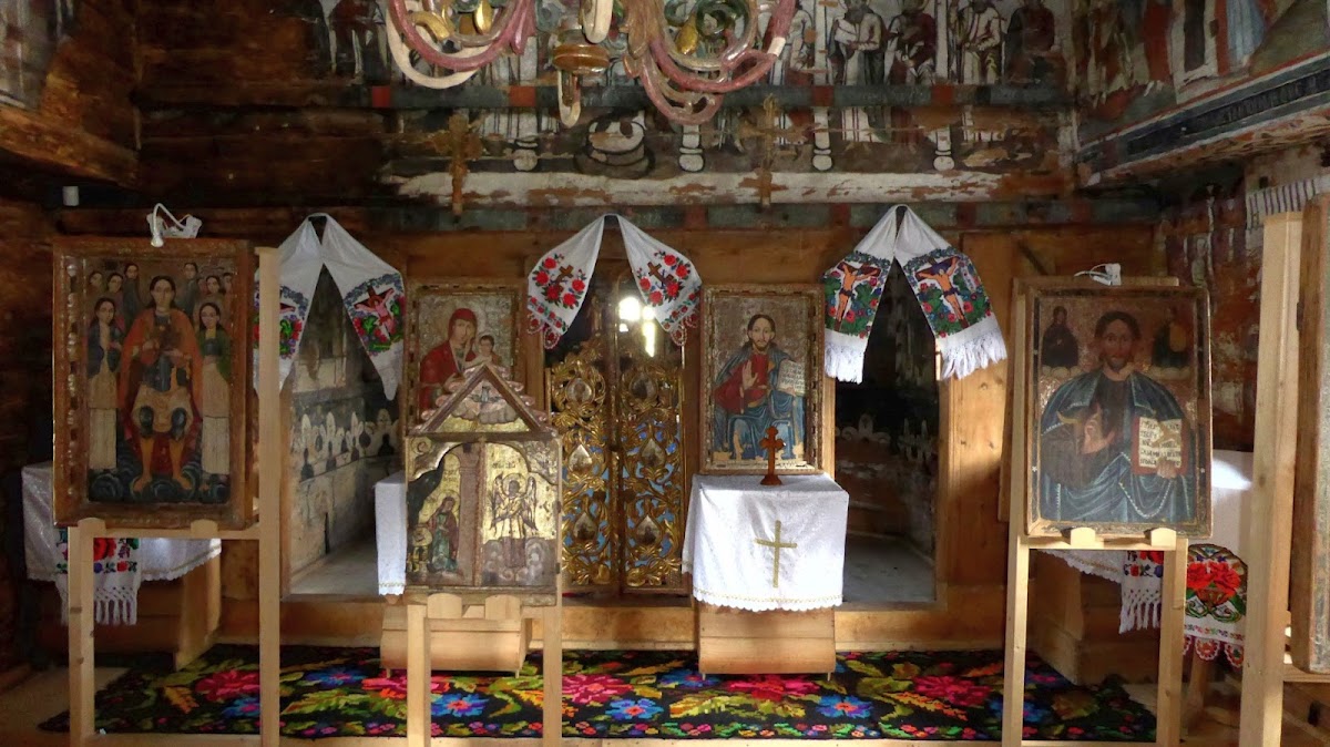 木制教堂 "圣天使米哈伊和加百列" - foto 5