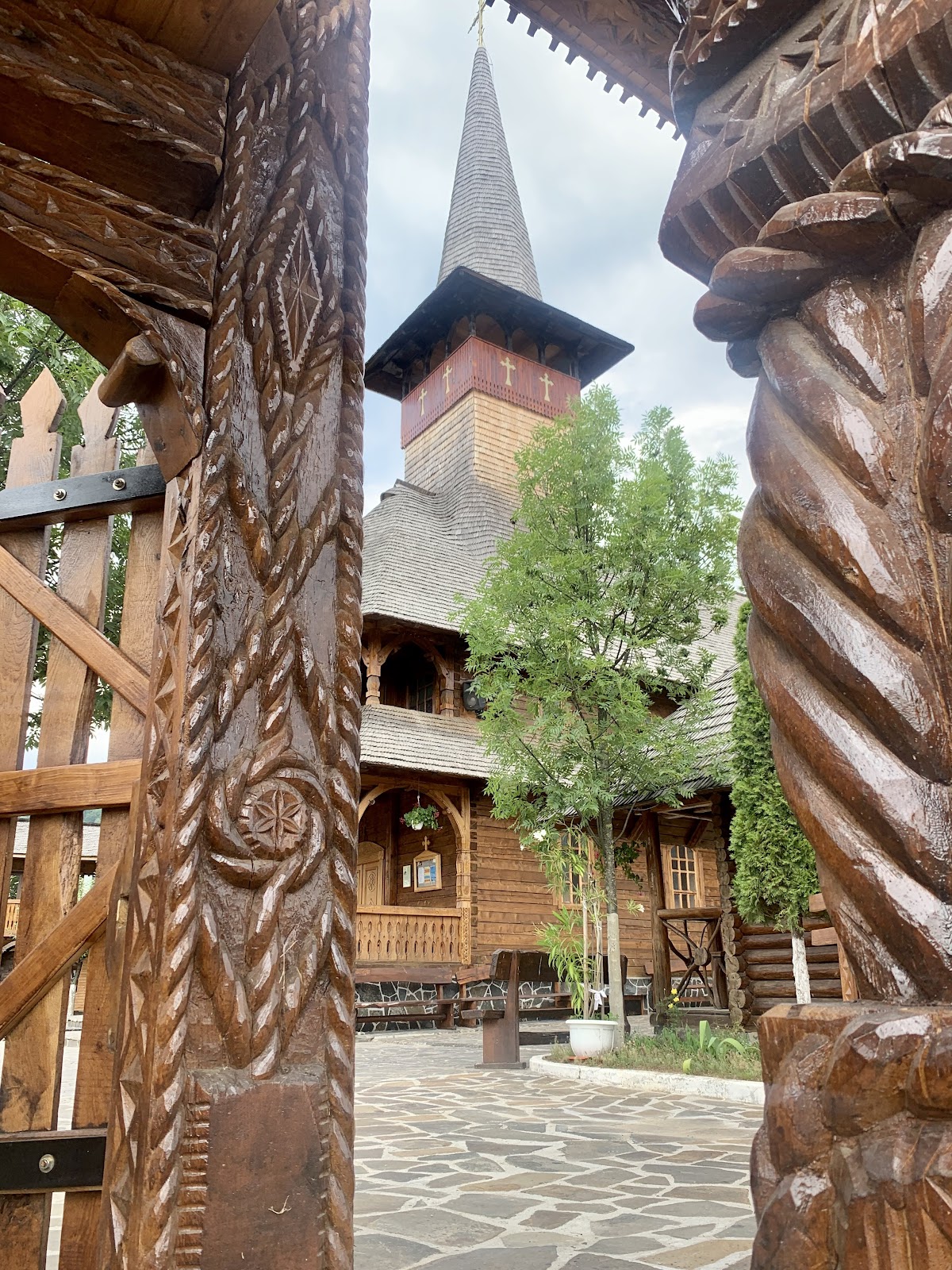 Wooden Church of Saints Constantine and Elena - foto 3