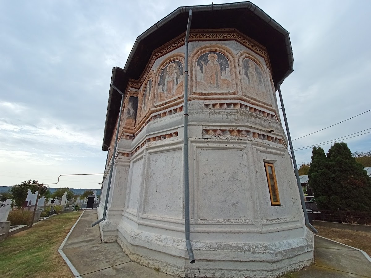 Church of Capu Dealului, Drăgășani - foto 4