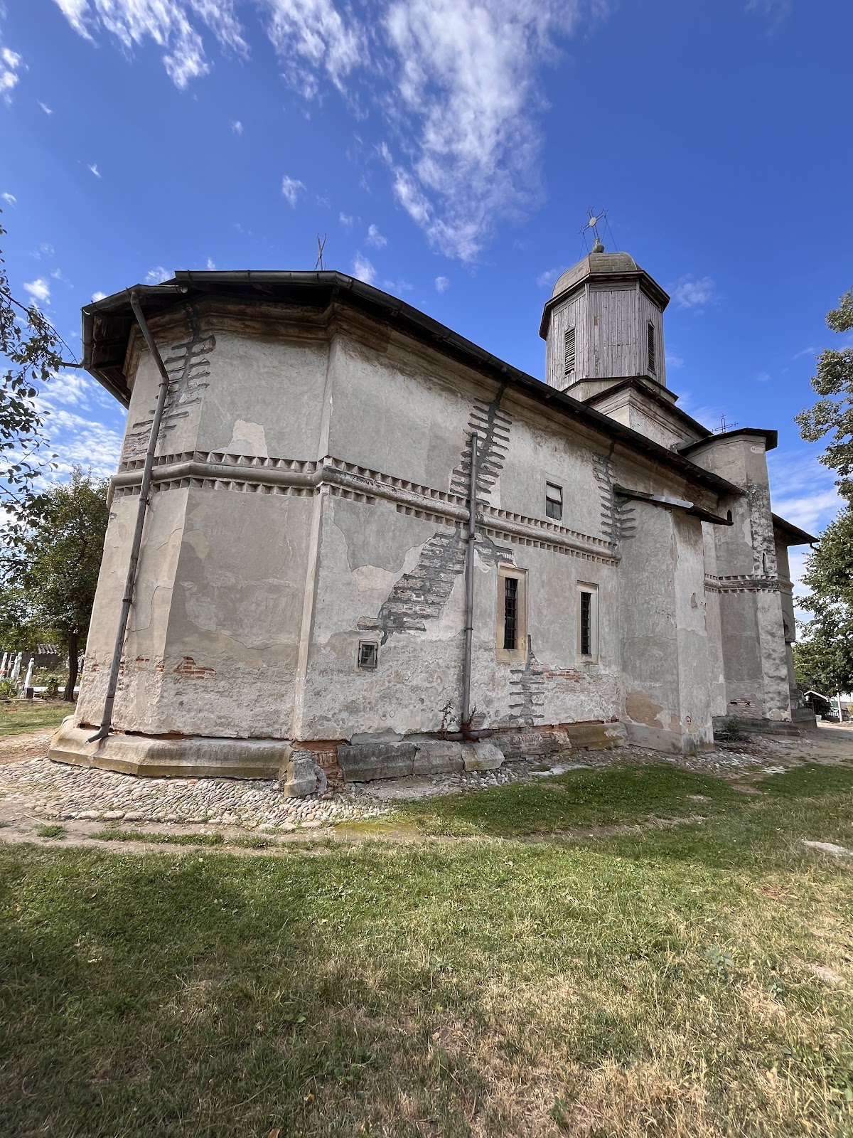 Biserica Doicești - foto 5