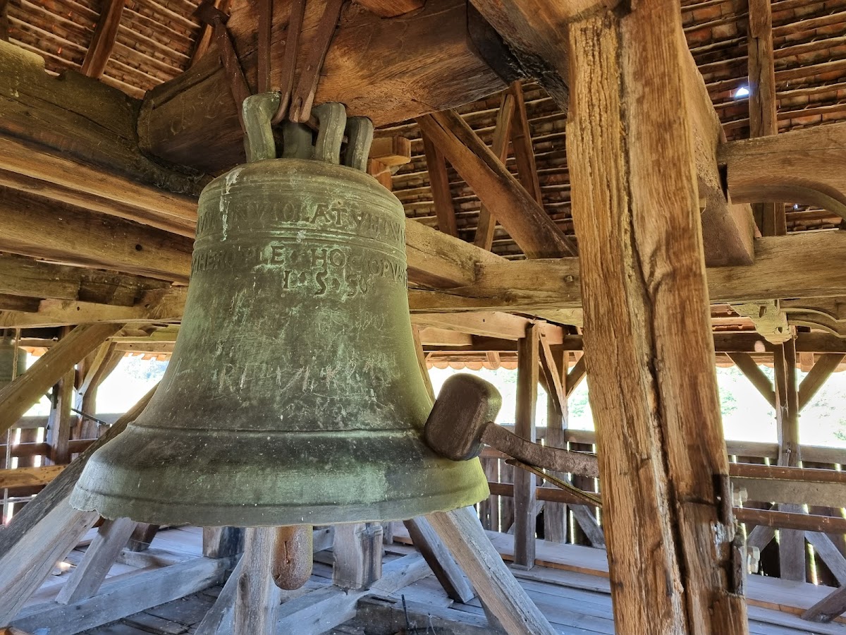 Biserica Fortificată - foto 4
