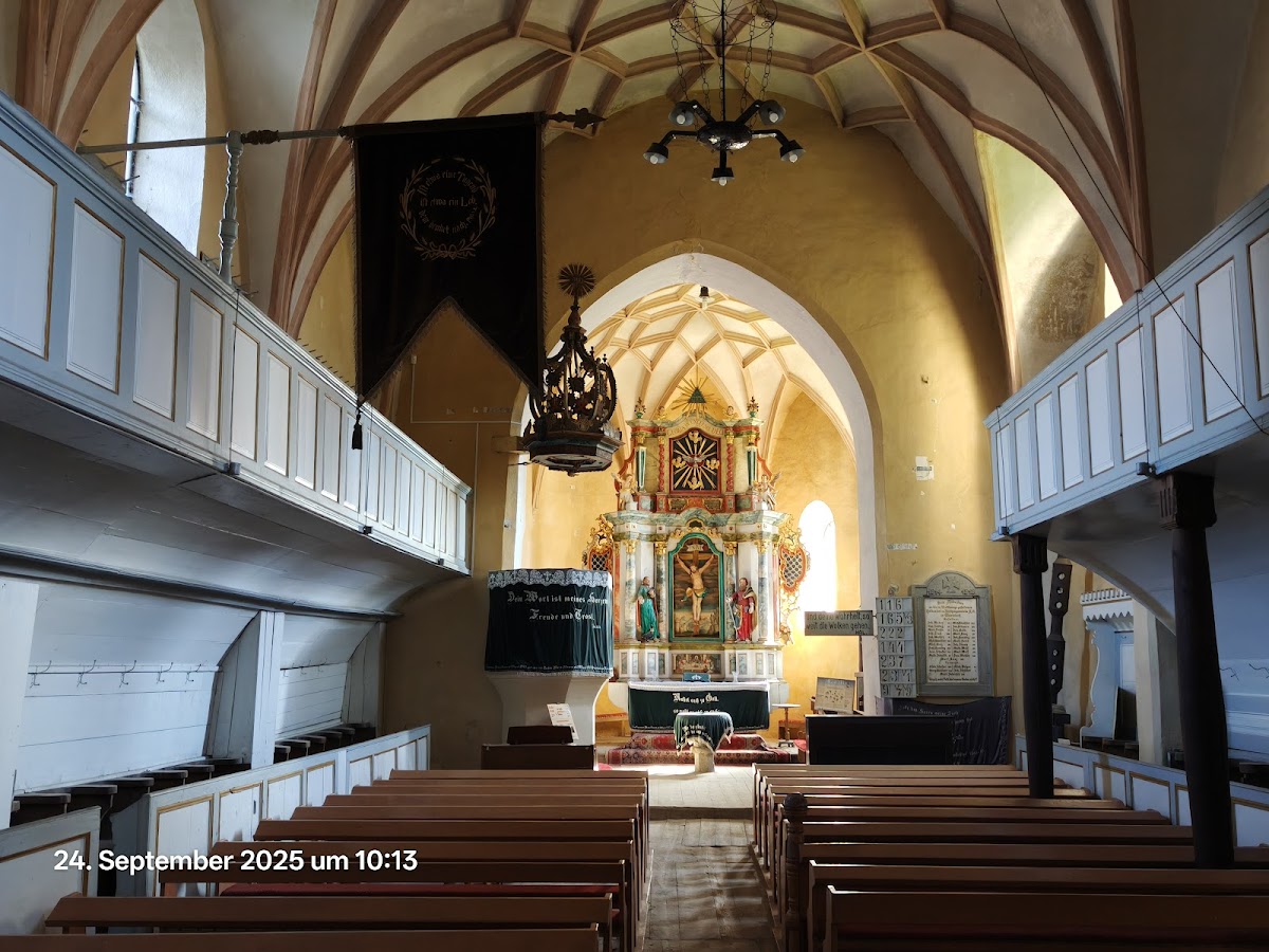 Biserica fortificată din Valea Viilor - foto 2
