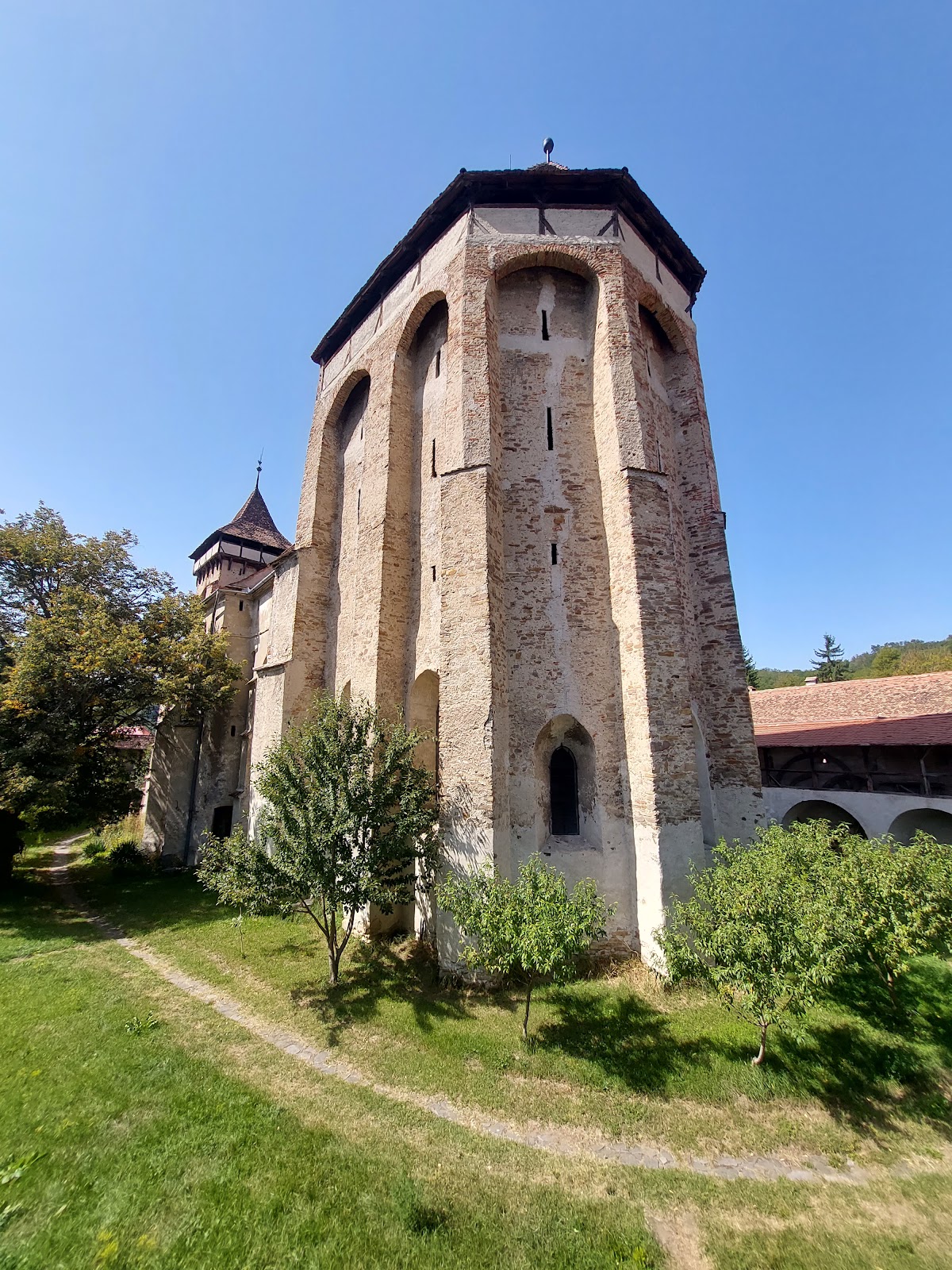 Biserica fortificată din Valea Viilor - foto 4