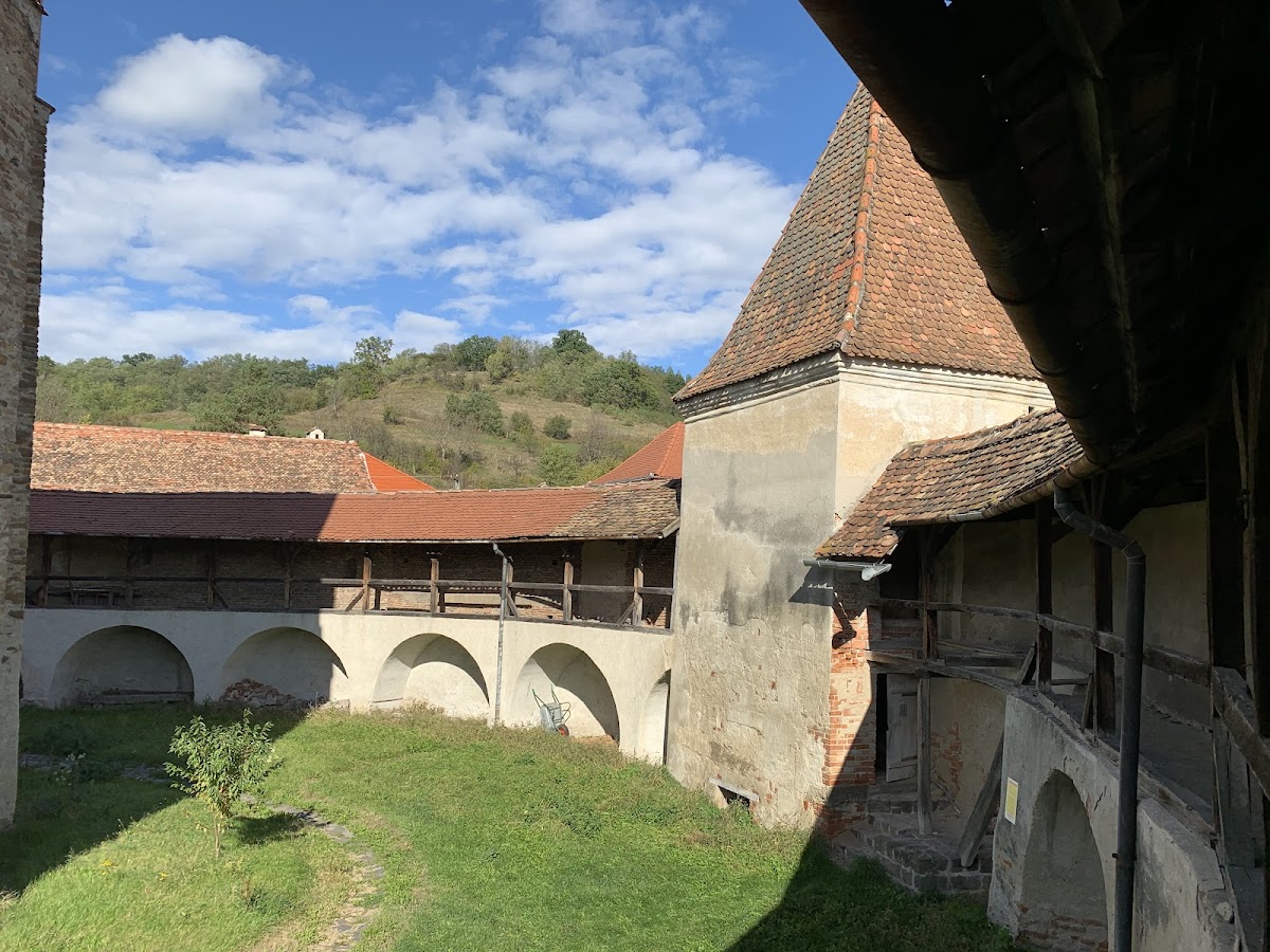 Biserica fortificată din Valea Viilor - foto 5