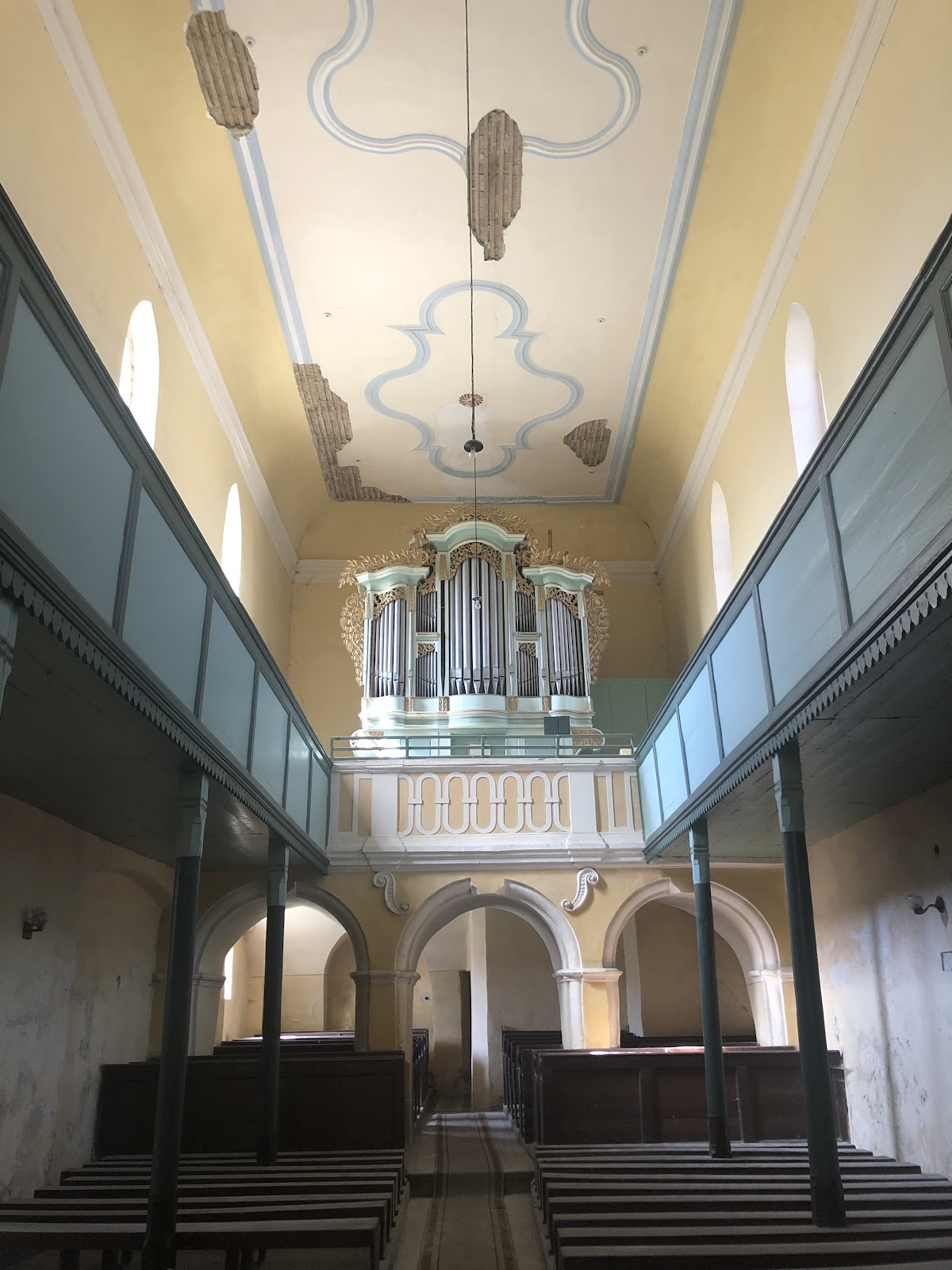 Biserica Fortificată "Sfânta Elena" - foto 2