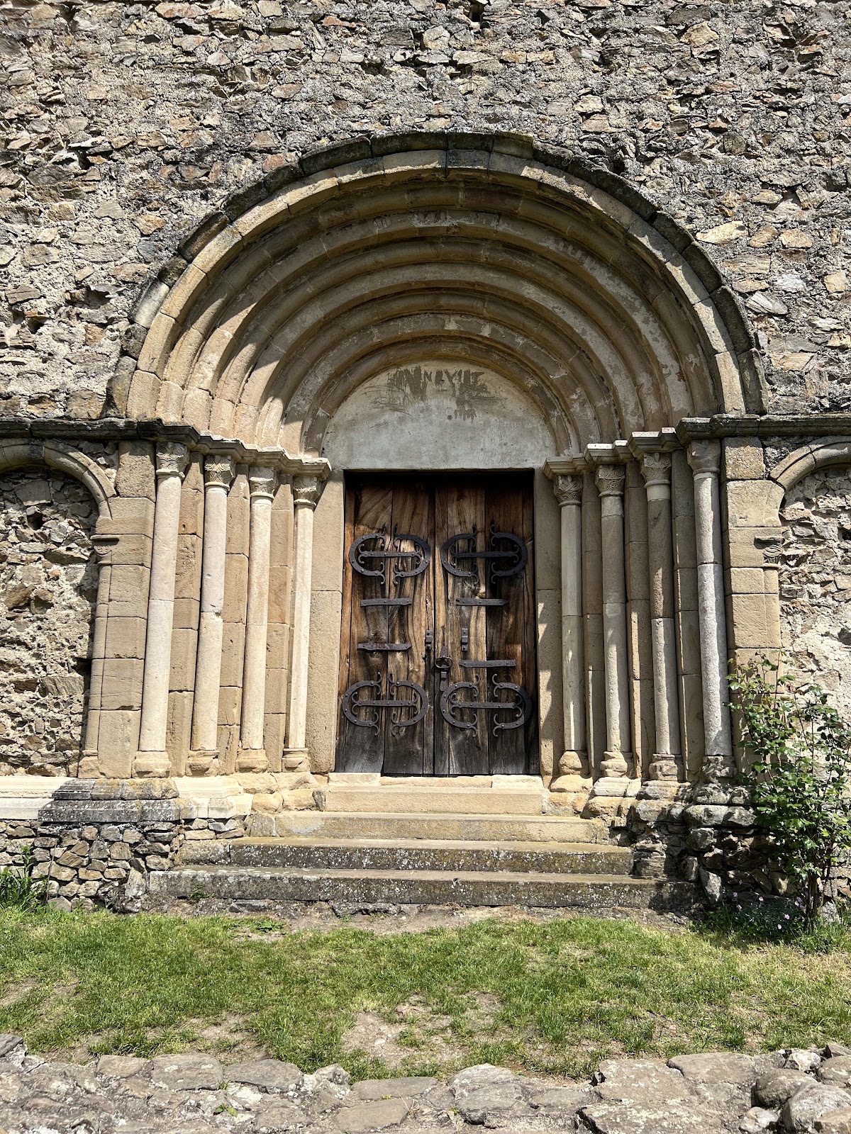 Biserica Fortificată "Sfântul Mihail" - foto 1