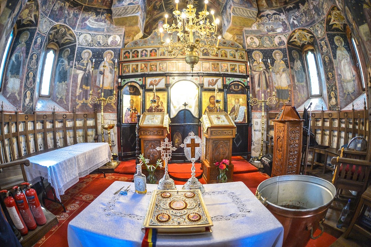 Biserica Fundenii Doamnei - foto 4