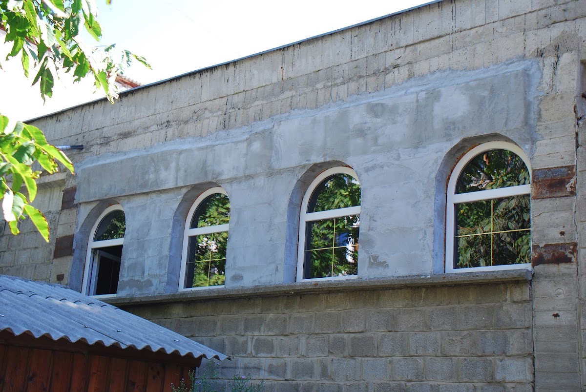 Biserica Izvorul Tamaduirii si Sf. Ioachim si Ana - foto 3