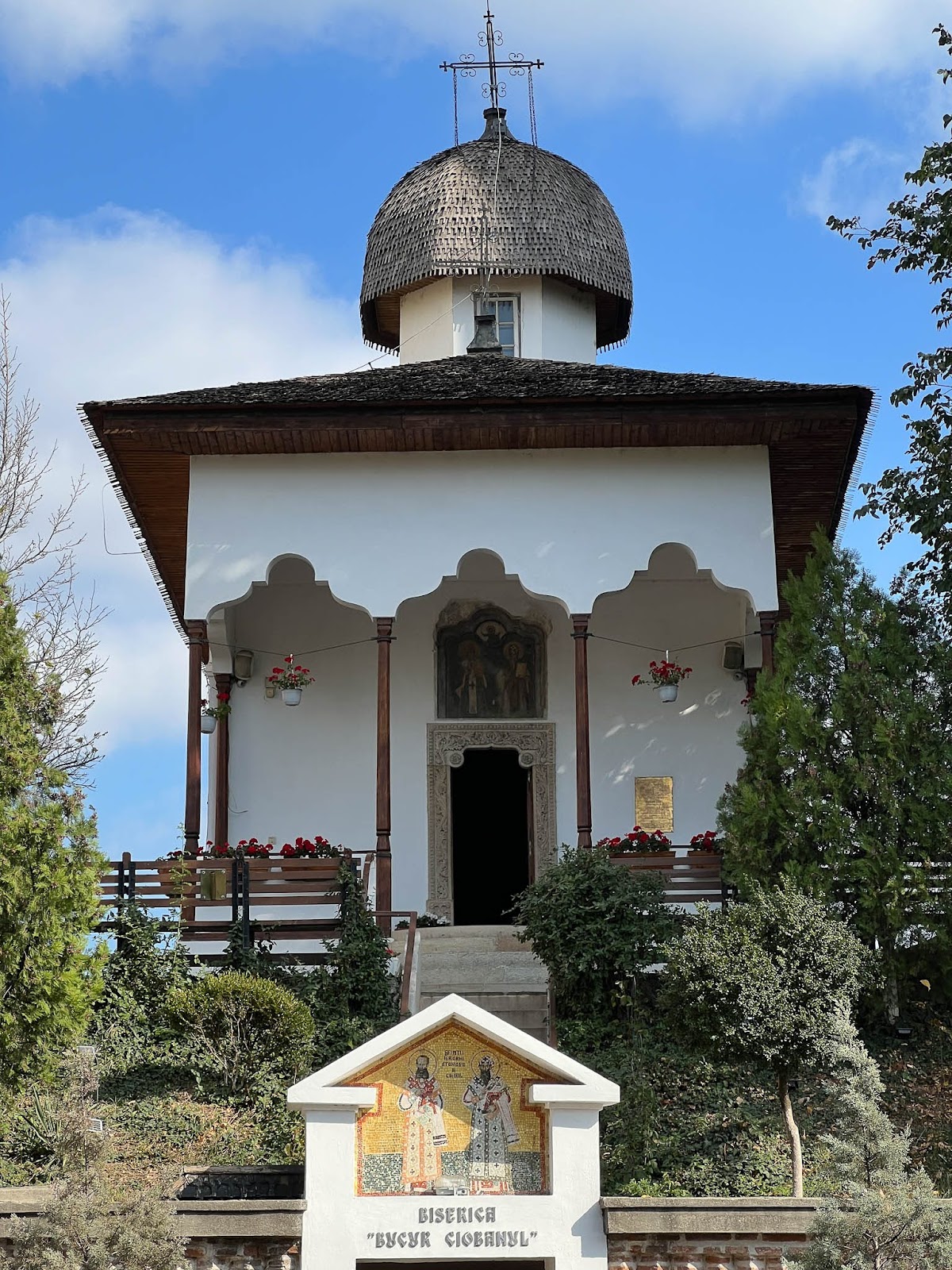 Chiesa di Bucur - foto 2
