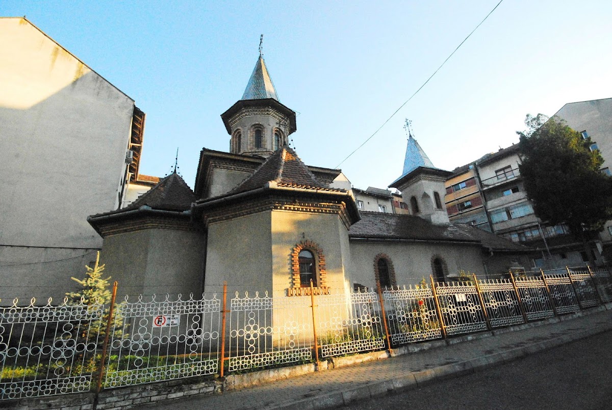 Biserica Lumea Nouă - foto 2