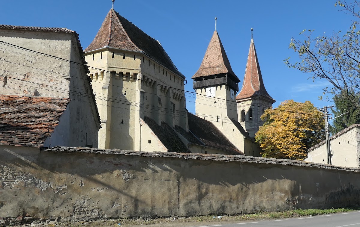 Biserica Luterană Fortificată - foto 2
