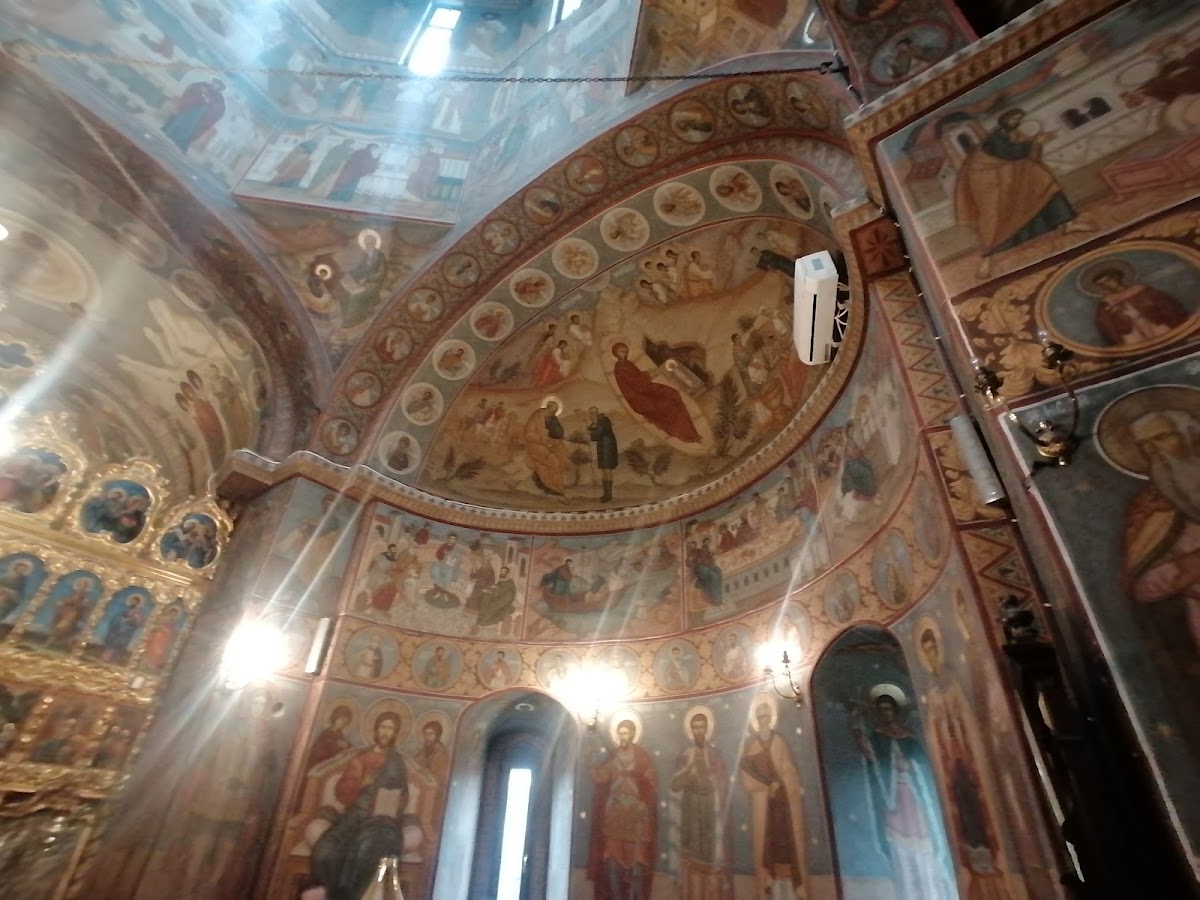 Iglesia Mânăstirea - foto 3