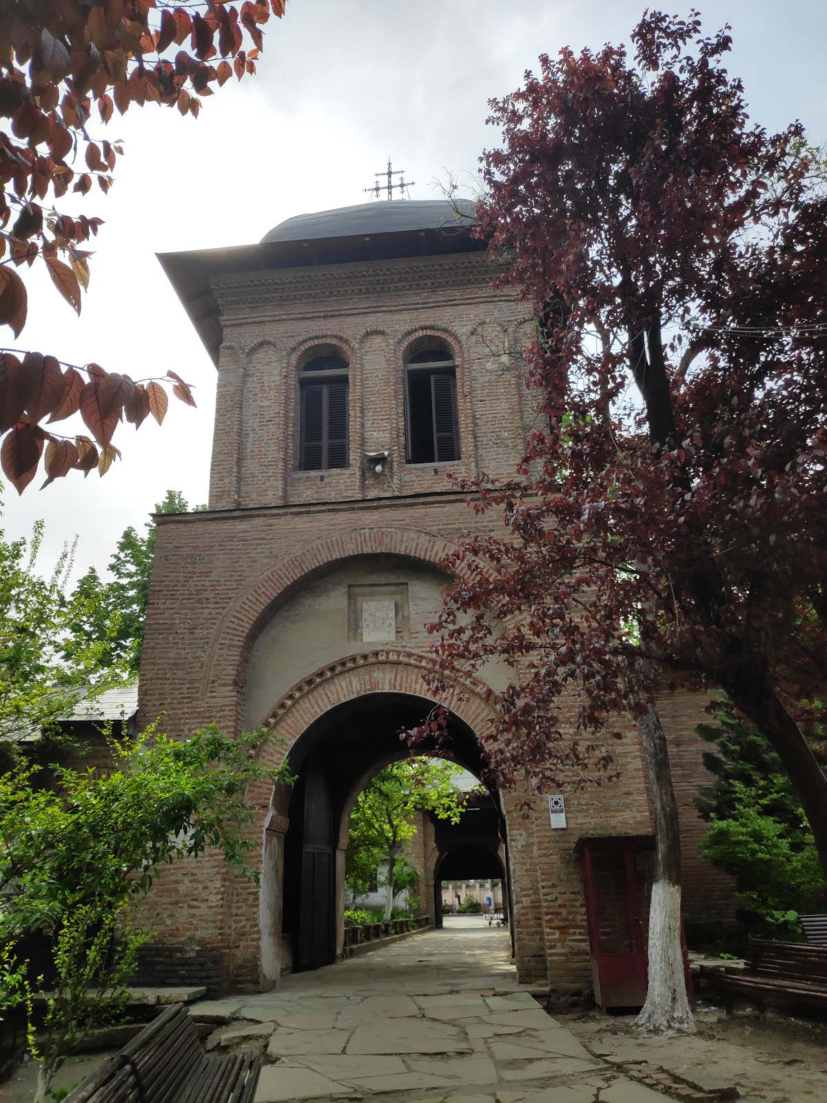 Biserica Mărcuța - foto 3