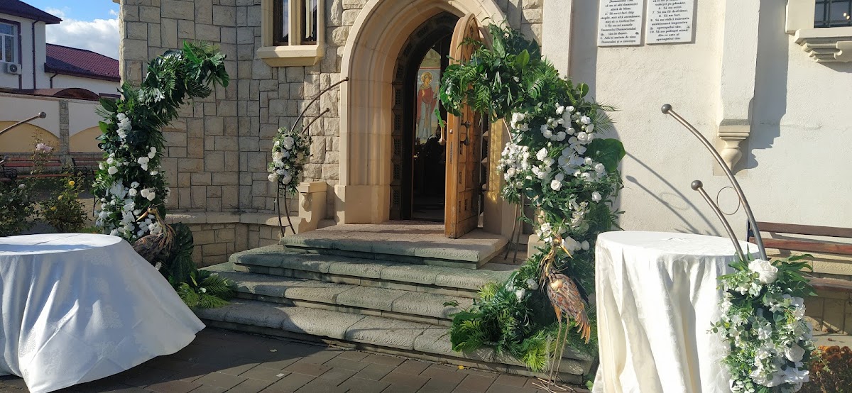Kirche „Maria Magdalena’’ Onești - foto 4