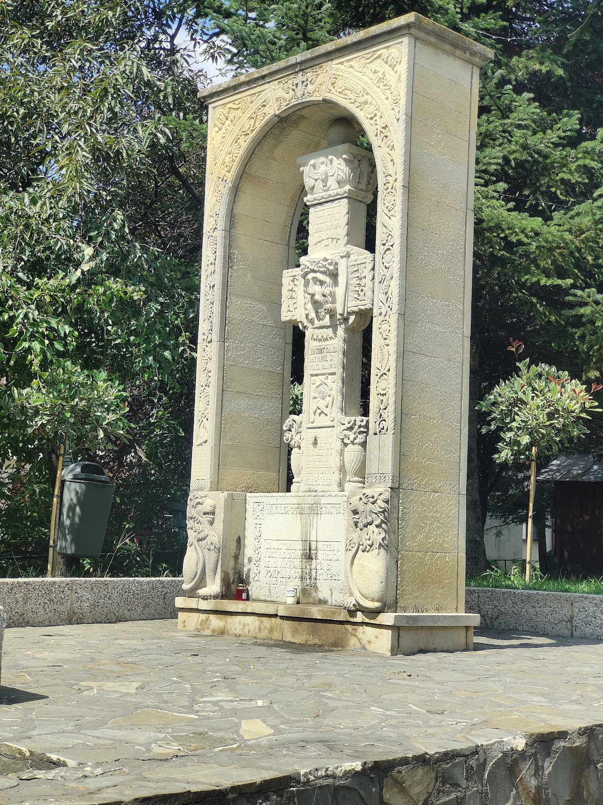 Biserica Mavrodolu - foto 3