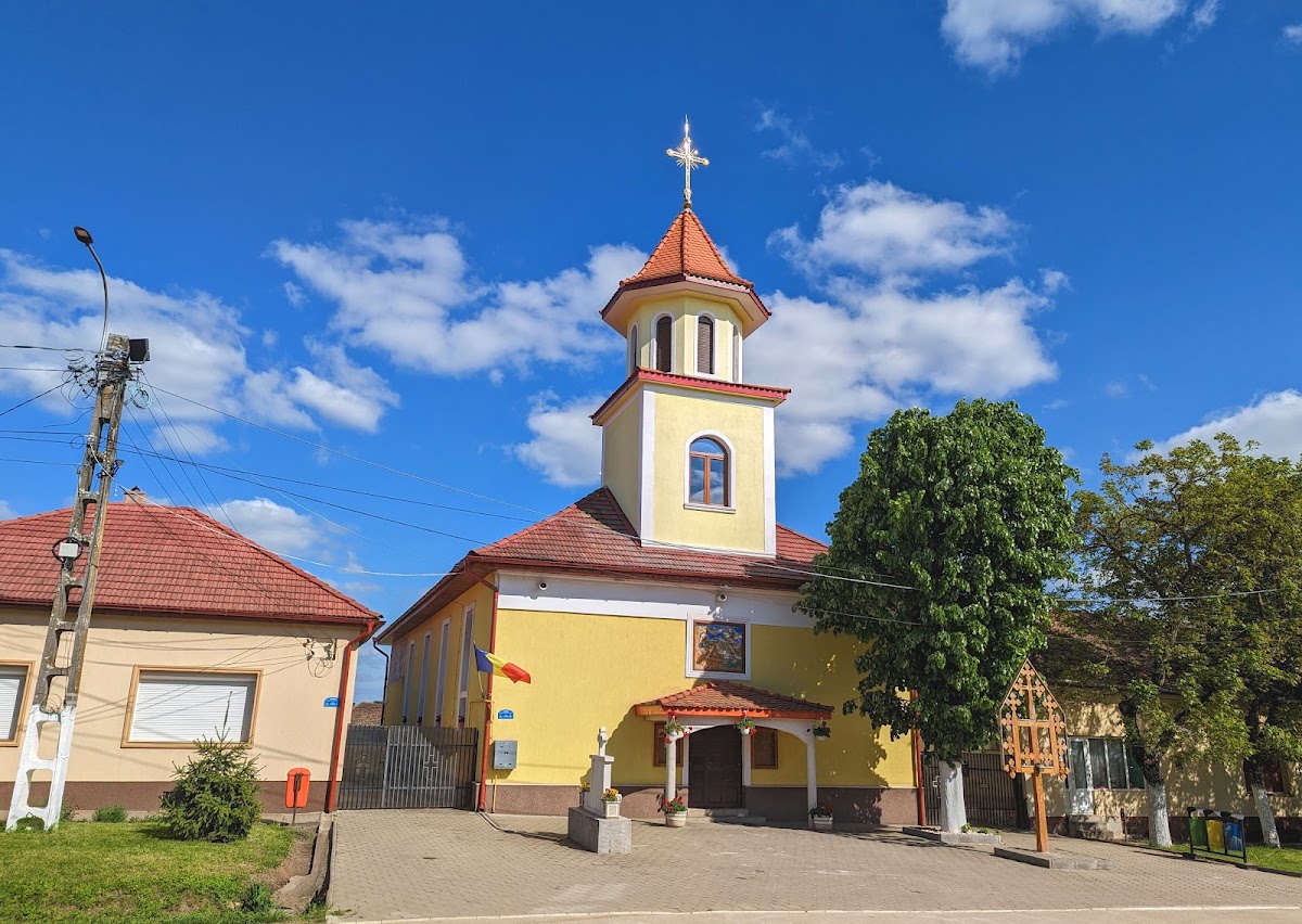 Église de la Nativité de la Mère de Dieu - foto 1