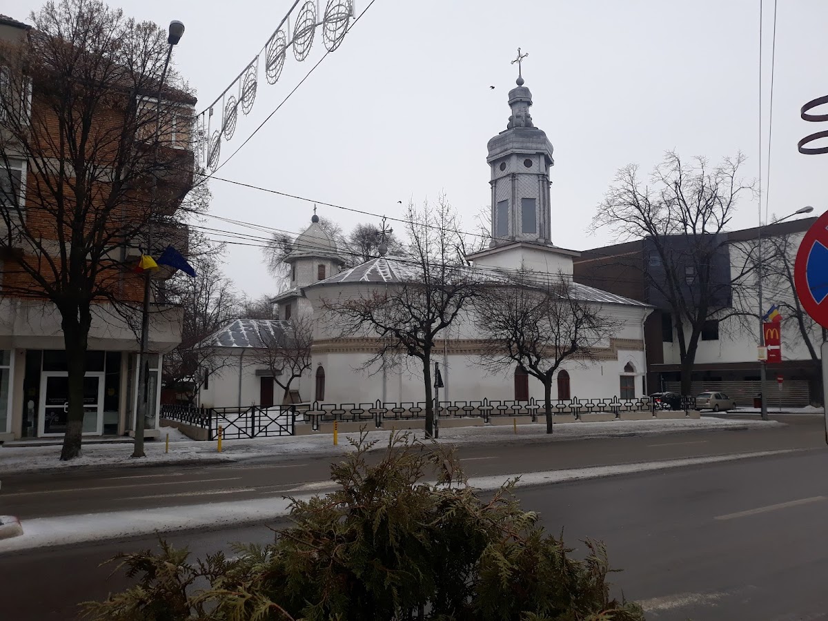 Biserica „Nașterea Maicii Domnului” - Săpunaru - foto 3